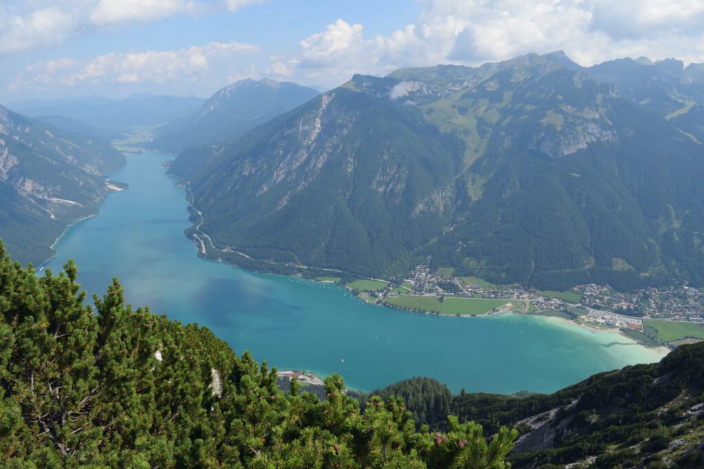 Bärenkopf ja näkymä Tirolin suurimmalle järvelle